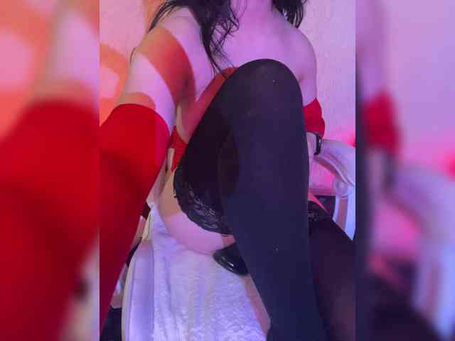 AMoonika webcam