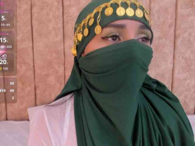 -Alisha webcam