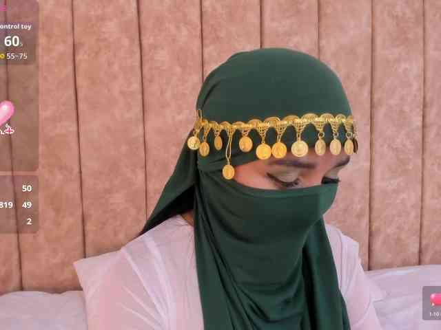 -Alisha webcam