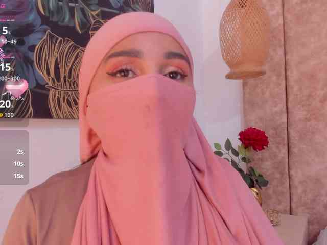 -Alisha webcam