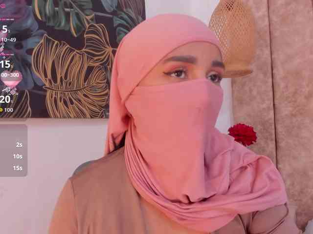 -Alisha webcam