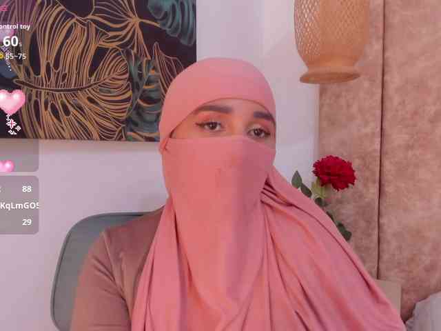 -Alisha webcam