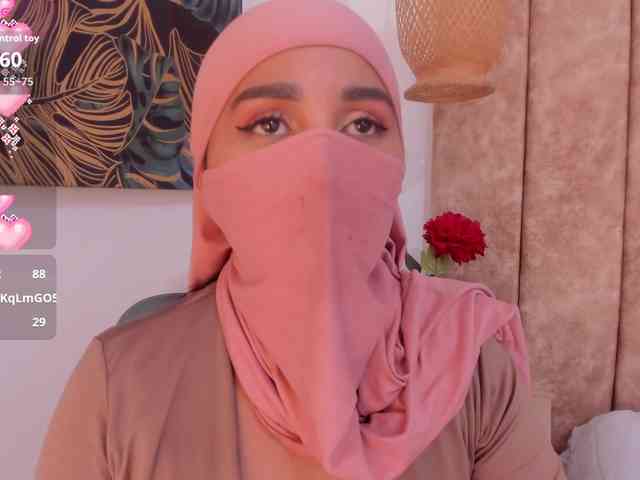 -Alisha webcam