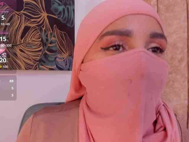-Alisha webcam