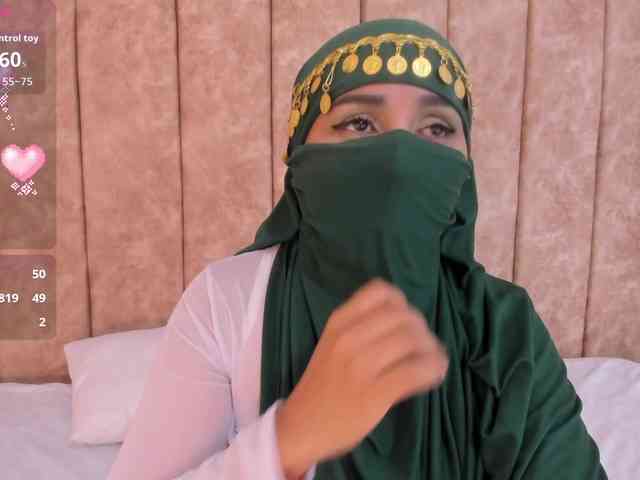 -Alisha webcam