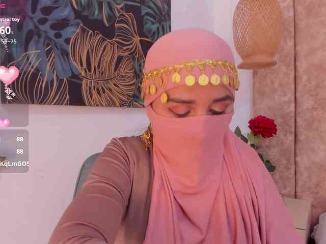 -Alisha webcam