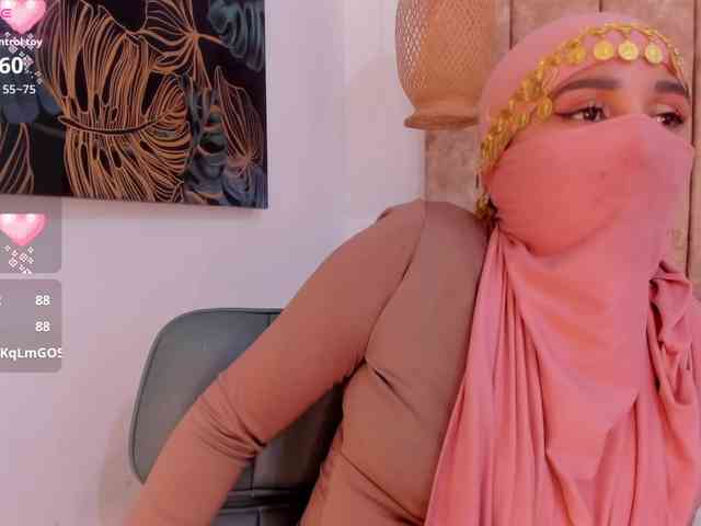 -Alisha webcam