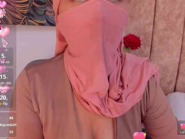 -Alisha webcam