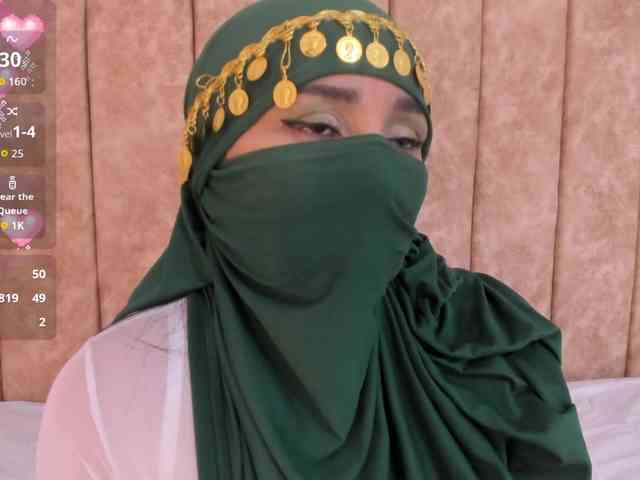 -Alisha webcam