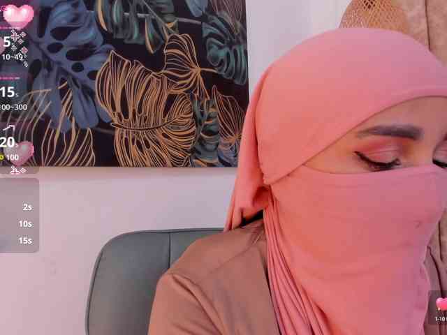 -Alisha webcam