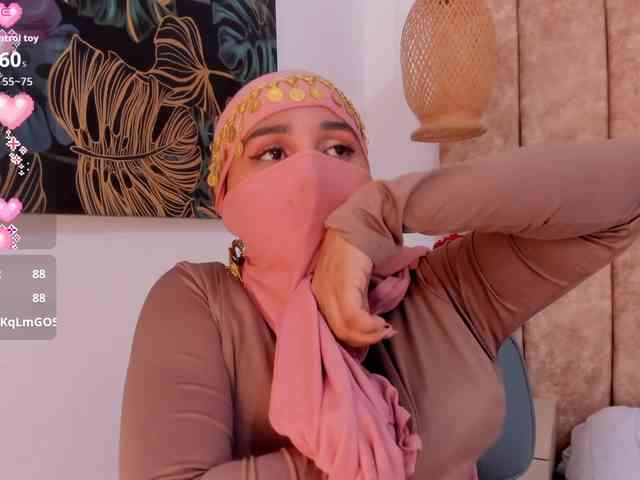 -Alisha webcam