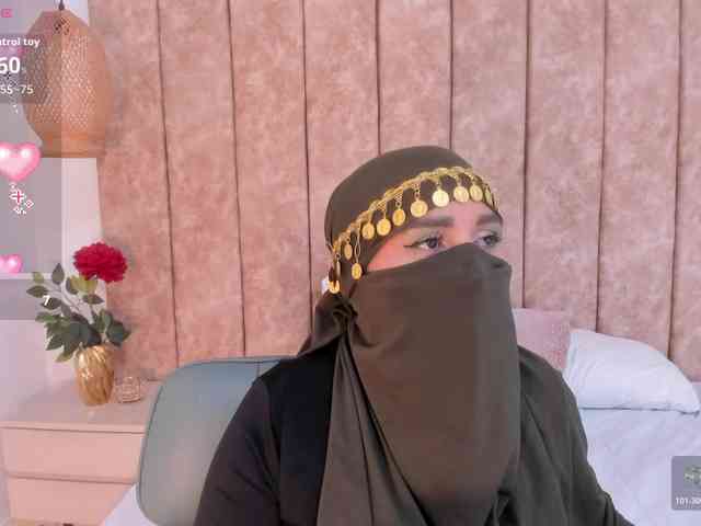 -Alisha webcam