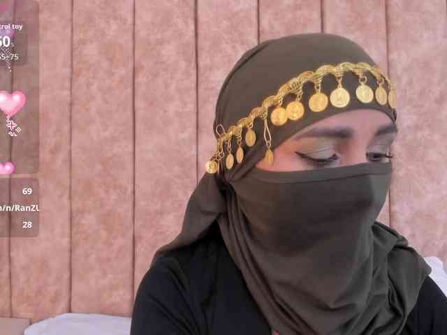 -Alisha webcam