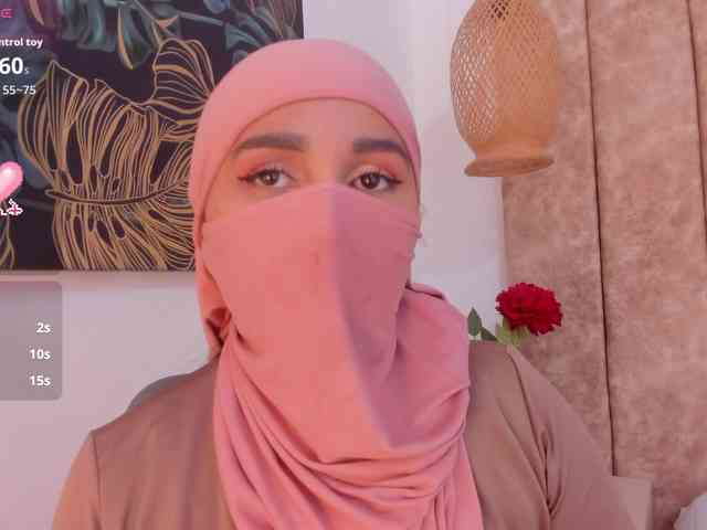 -Alisha webcam