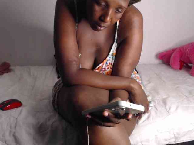 NawtyLezi696 webcam