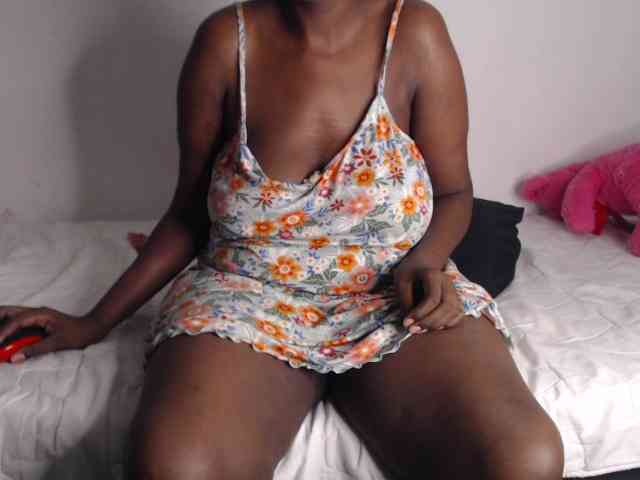 NawtyLezi696 webcam