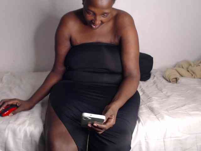 NawtyLezi696 webcam