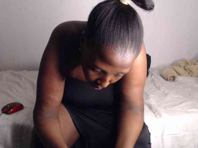 NawtyLezi696 webcam