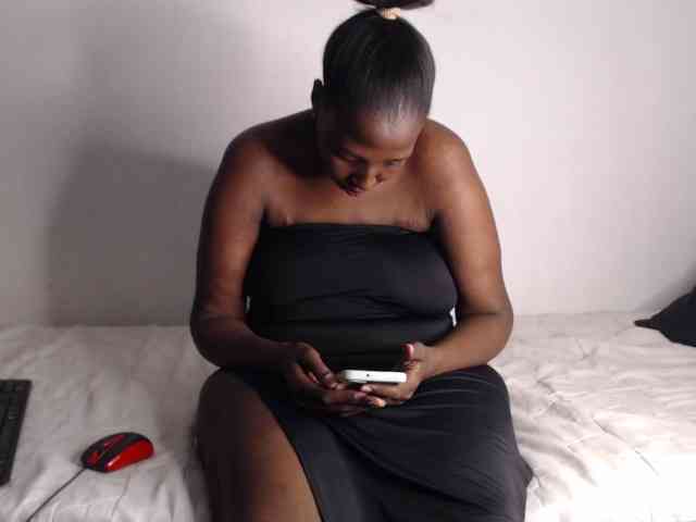 NawtyLezi696 webcam