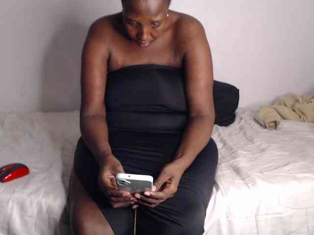 NawtyLezi696 webcam
