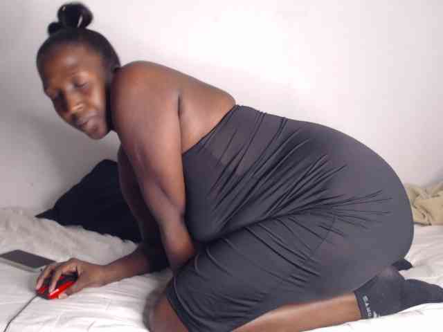 NawtyLezi696 webcam