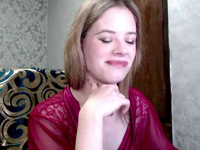 DanaXSmile webcam