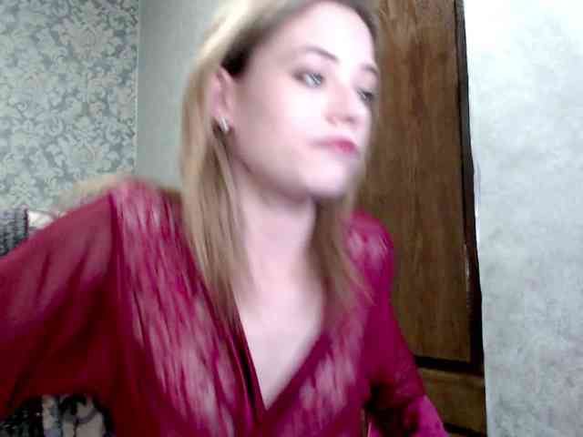DanaXSmile webcam