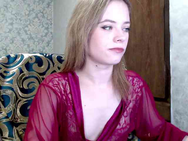 DanaXSmile webcam