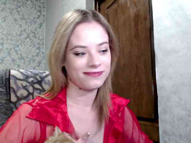 DanaXSmile webcam