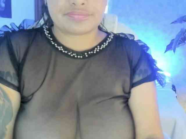 Scarletth-Moon webcam