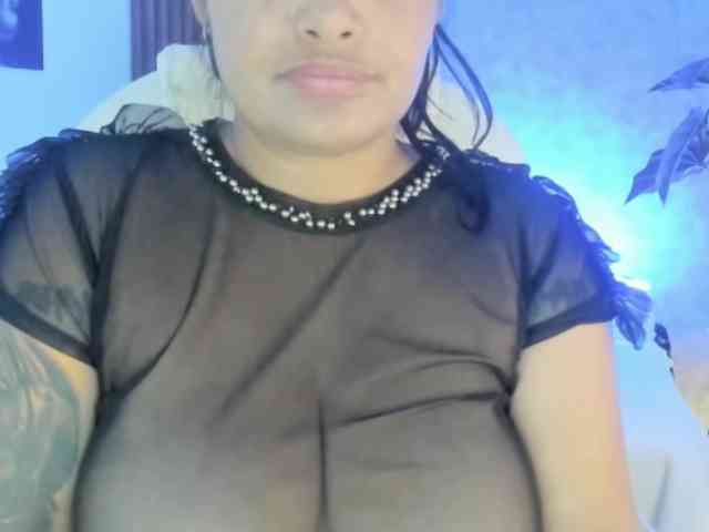 Scarletth-Moon webcam