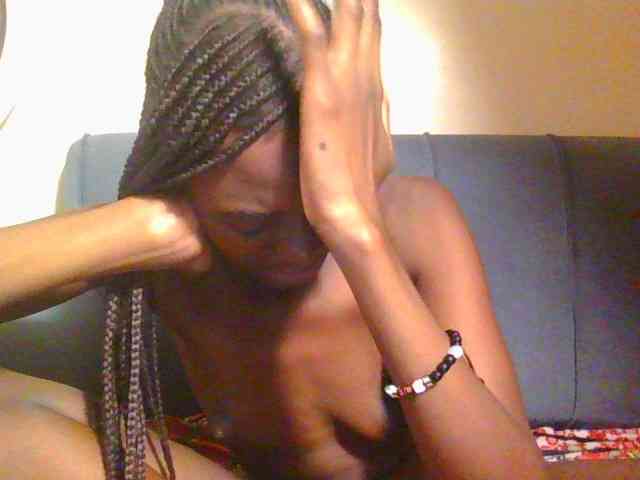 Preetygirl webcam