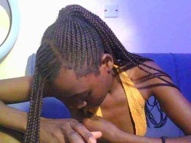 Preetygirl webcam