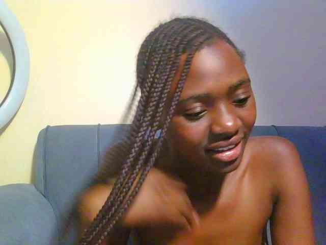 Preetygirl webcam