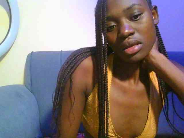 Preetygirl webcam