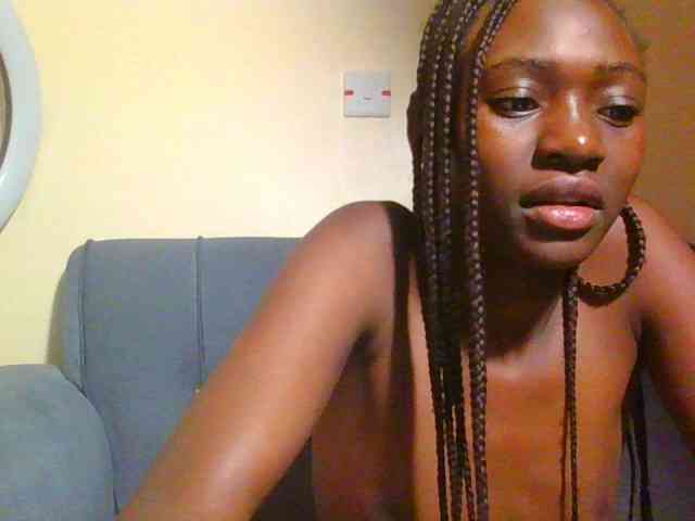 Preetygirl webcam