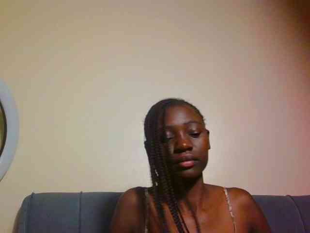 Preetygirl webcam