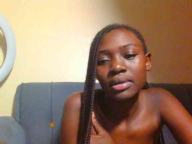 Preetygirl webcam