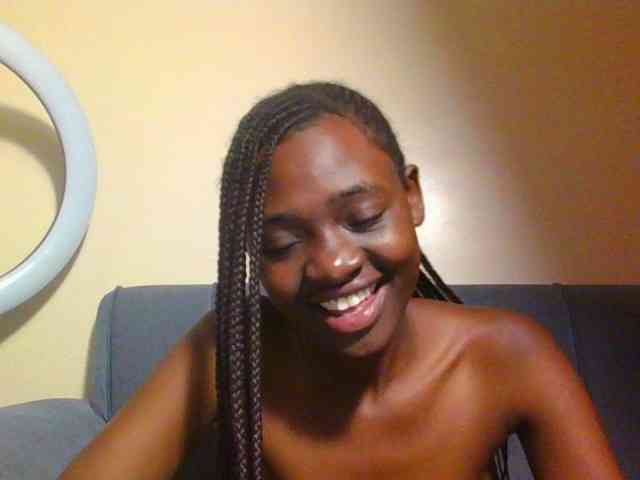 Preetygirl webcam