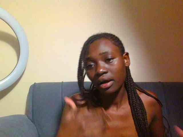 Preetygirl webcam