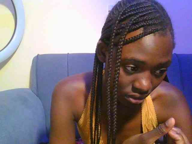 Preetygirl webcam