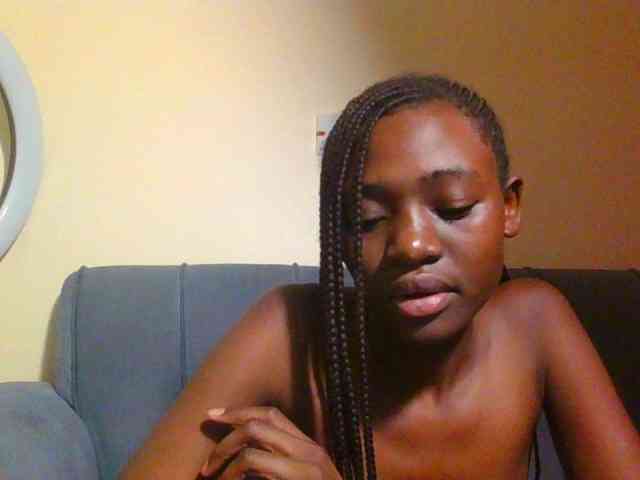 Preetygirl webcam