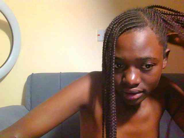 Preetygirl webcam