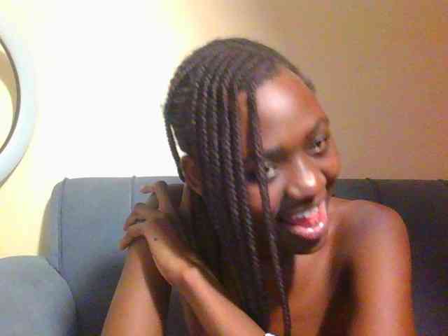 Preetygirl webcam