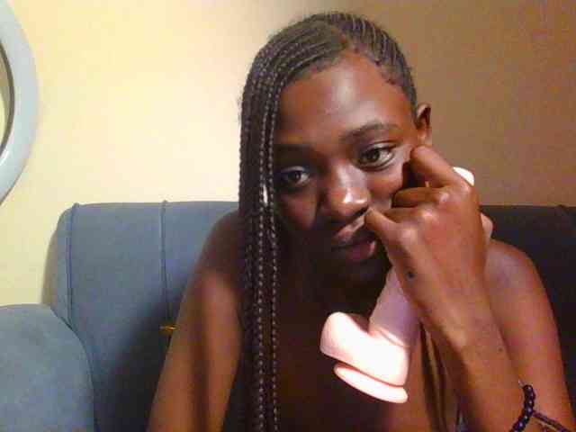 Preetygirl webcam