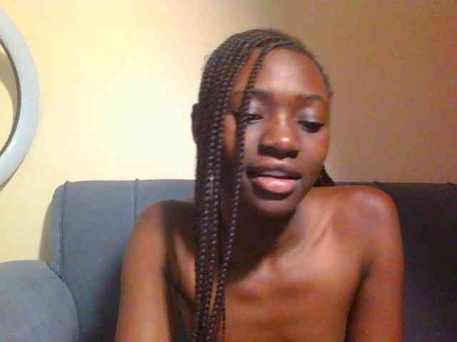 Preetygirl webcam