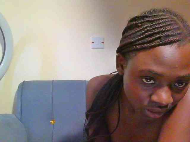 Preetygirl webcam