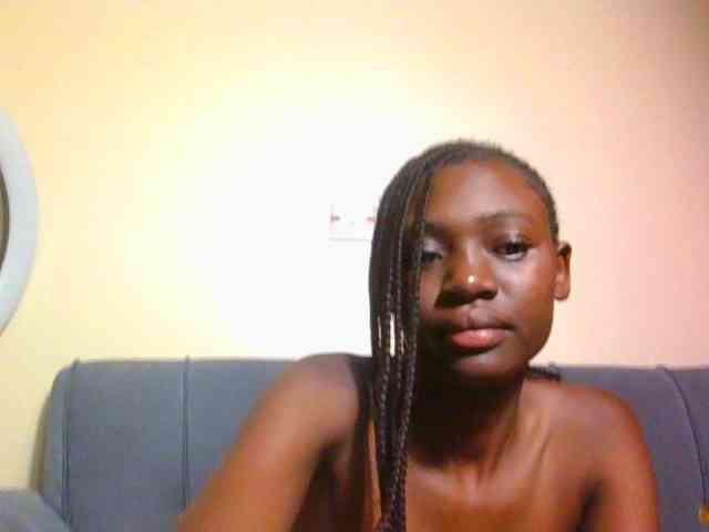 Preetygirl webcam