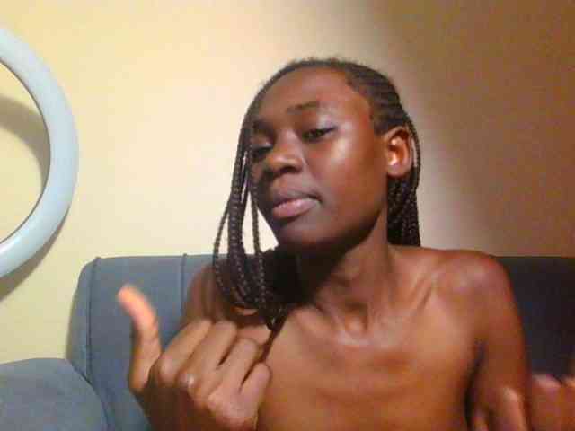 Preetygirl webcam