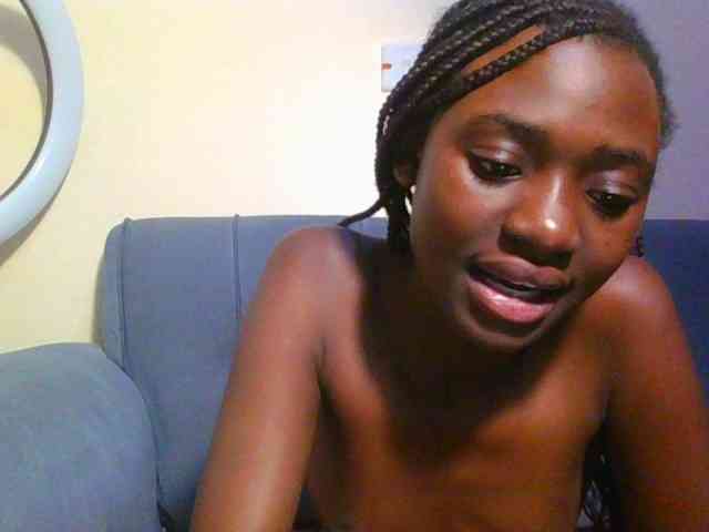 Preetygirl webcam